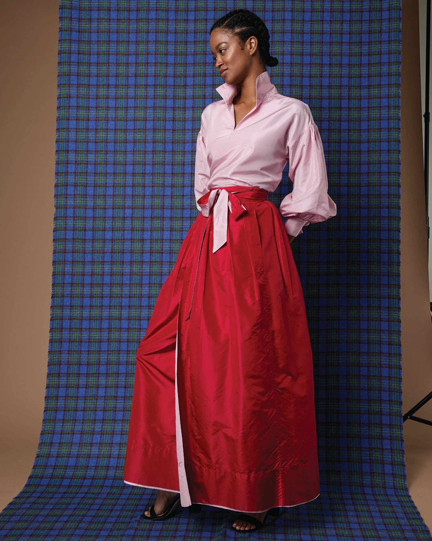 Reversible Pleated Wrap Skirt In Light Pink/Red Silk Taffeta 16 Reversible Pleated Wrap Skirt In Light Pink/Red Silk Taffeta - Image 14