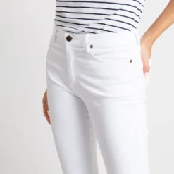 Straight Leg 5-Pocket Jean In White Stretch Denim -Chicorya Sales S30766 3