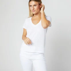 Short-Sleeved Deep-V Tee In White Pima Cotton -Chicorya Sales S31940 070