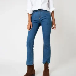 Flare Cropped 5-Pocket Jean In 3-Year Indigo Stretch Denim -Chicorya Sales S60369 7