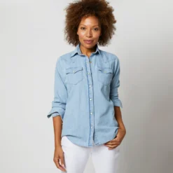 Western Shirt In Extra Lightwash Denim 17 Western Shirt In Extra Lightwash Denim -Chicorya Sales S67299 7 a72ac39c 06ce 46a8 9f28 b26f549c40b0