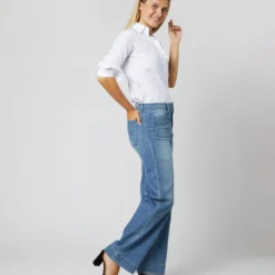 Column Patch Pocket Jean In 7-Year Indigo Stretch Denim -Chicorya Sales S70239 124