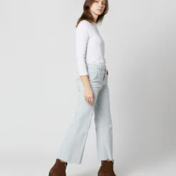 The Roller Crop Prep Fray Jean In Ballad Blue -Chicorya Sales S70805 4148