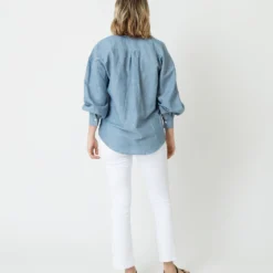 Anaya Popover Shirt In Extra Light Washed Cotolino Chambray -Chicorya Sales S70927 3