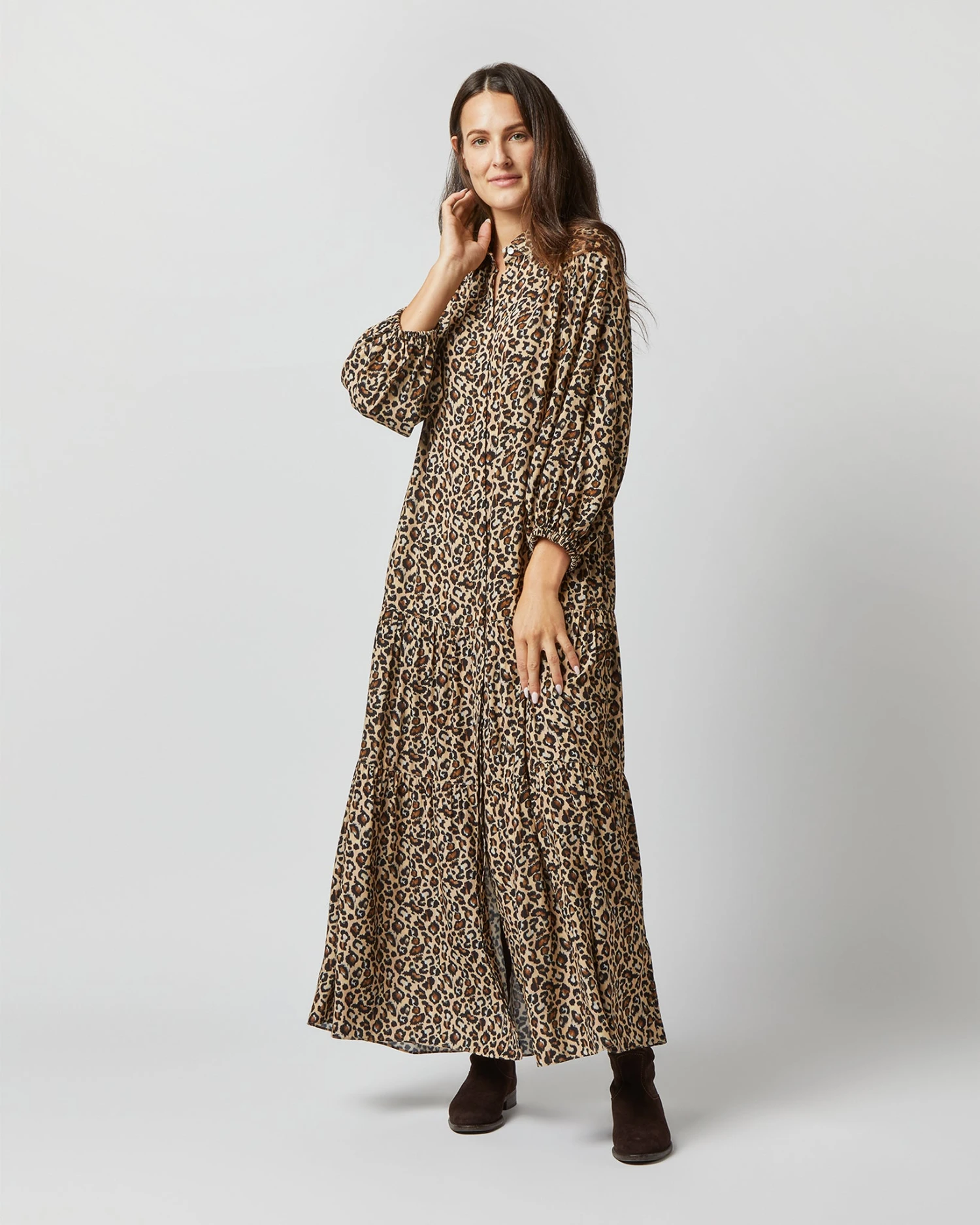Isla Shirtdress In Camel/Black Painterly Leopard Crepe De Chine 11 Isla Shirtdress In Camel/Black Painterly Leopard Crepe De Chine - Image 9