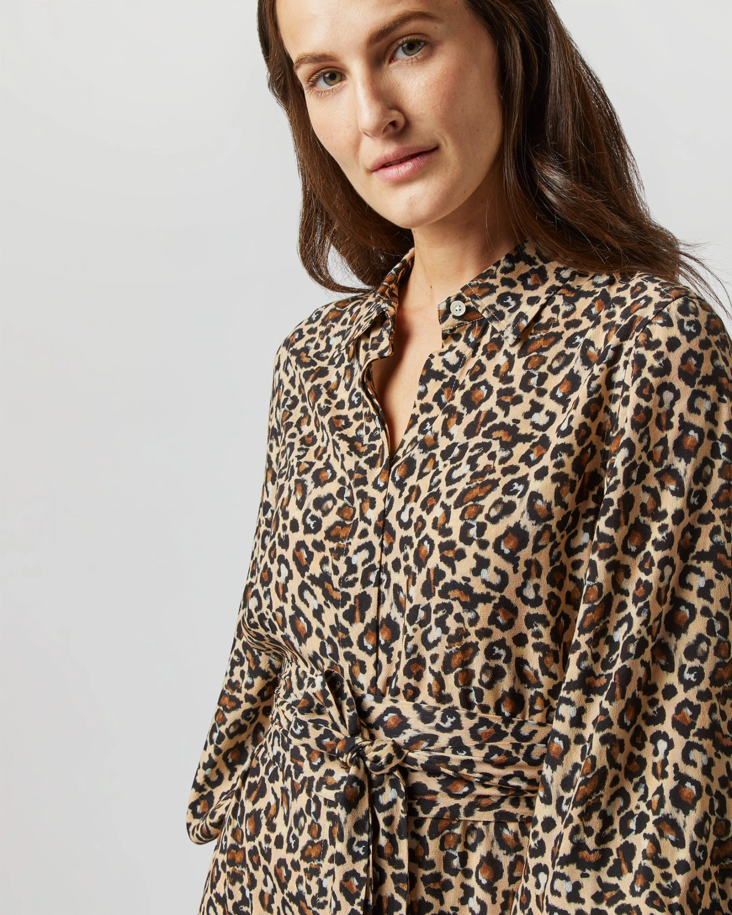 Isla Shirtdress In Camel/Black Painterly Leopard Crepe De Chine 8 Isla Shirtdress In Camel/Black Painterly Leopard Crepe De Chine - Image 6