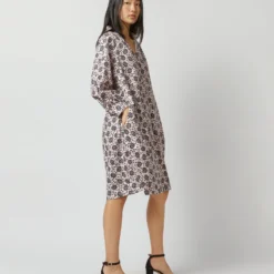 Liya Dress In Light Pink/Charcoal Daisy Stretch Sateen 14 Liya Dress In Light Pink/Charcoal Daisy Stretch Sateen -Chicorya Sales S72093 4546