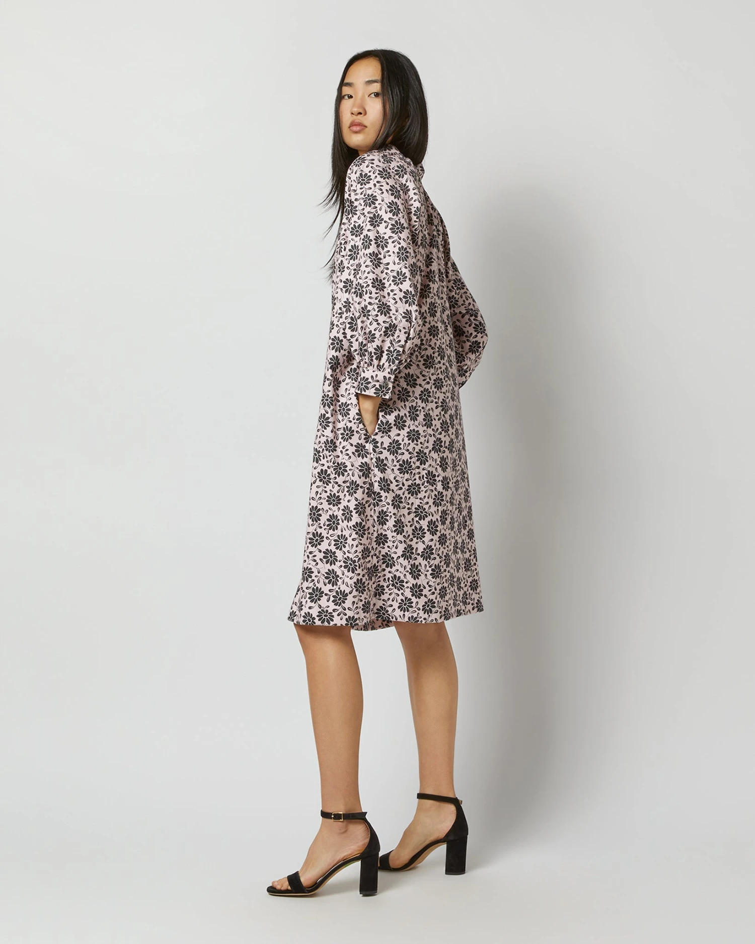 Liya Dress In Light Pink/Charcoal Daisy Stretch Sateen 7 Liya Dress In Light Pink/Charcoal Daisy Stretch Sateen - Image 5