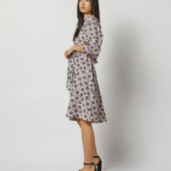 Liya Dress In Light Pink/Charcoal Daisy Stretch Sateen 18 Liya Dress In Light Pink/Charcoal Daisy Stretch Sateen -Chicorya Sales S72093 4615