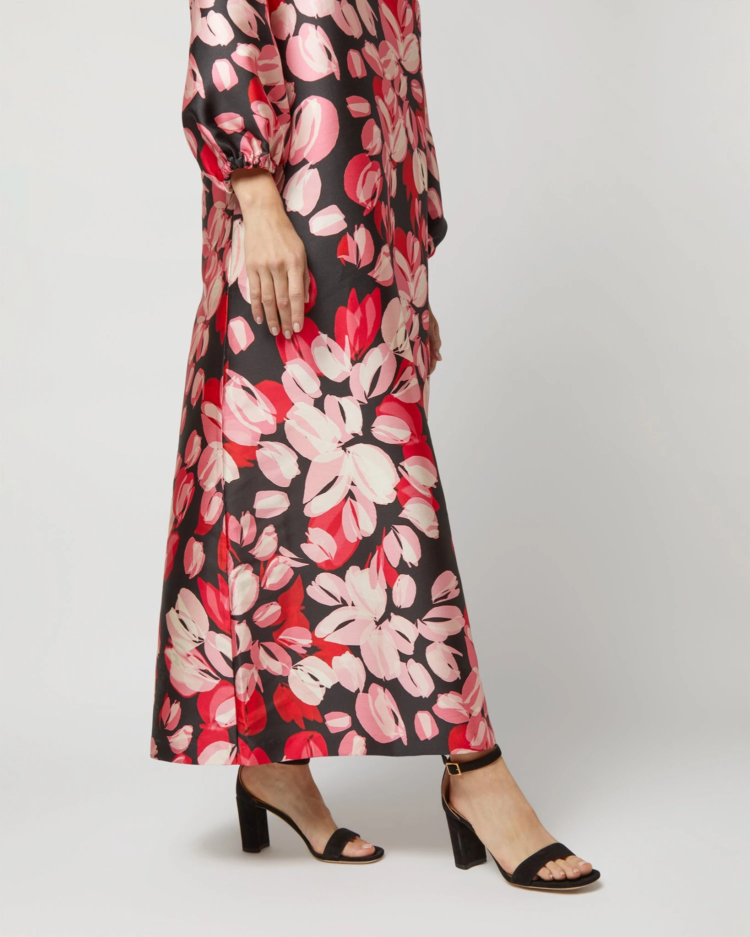 Long-Sleeved Paige Maxi Dress In Pink/Black Painterly Floral Mikado 9 Long-Sleeved Paige Maxi Dress In Pink/Black Painterly Floral Mikado - Image 7