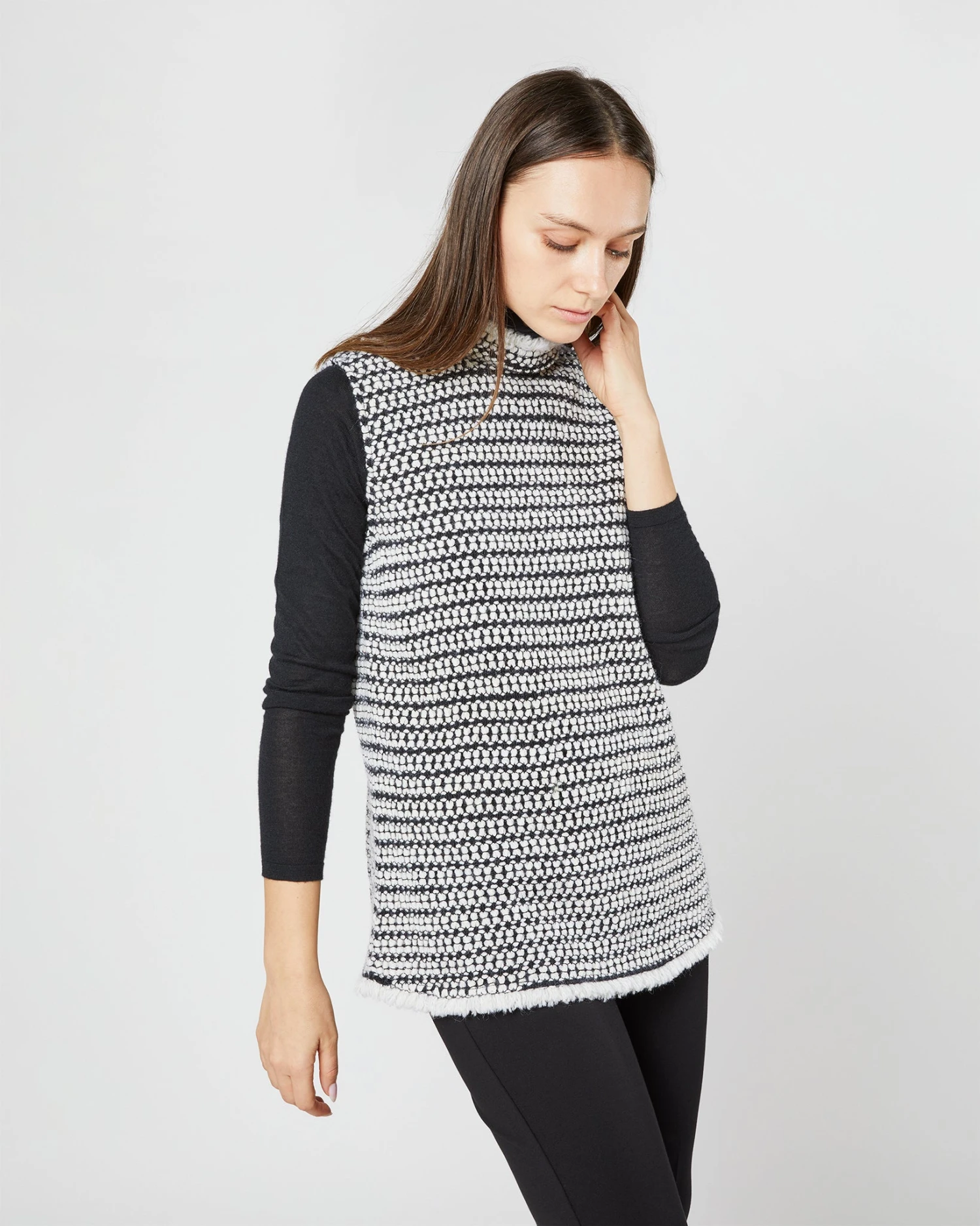 Sleeveless Ana Fringe Top In Ivory/Black Filagree Flower Wool 10 Sleeveless Ana Fringe Top In Ivory/Black Filagree Flower Wool - Image 8