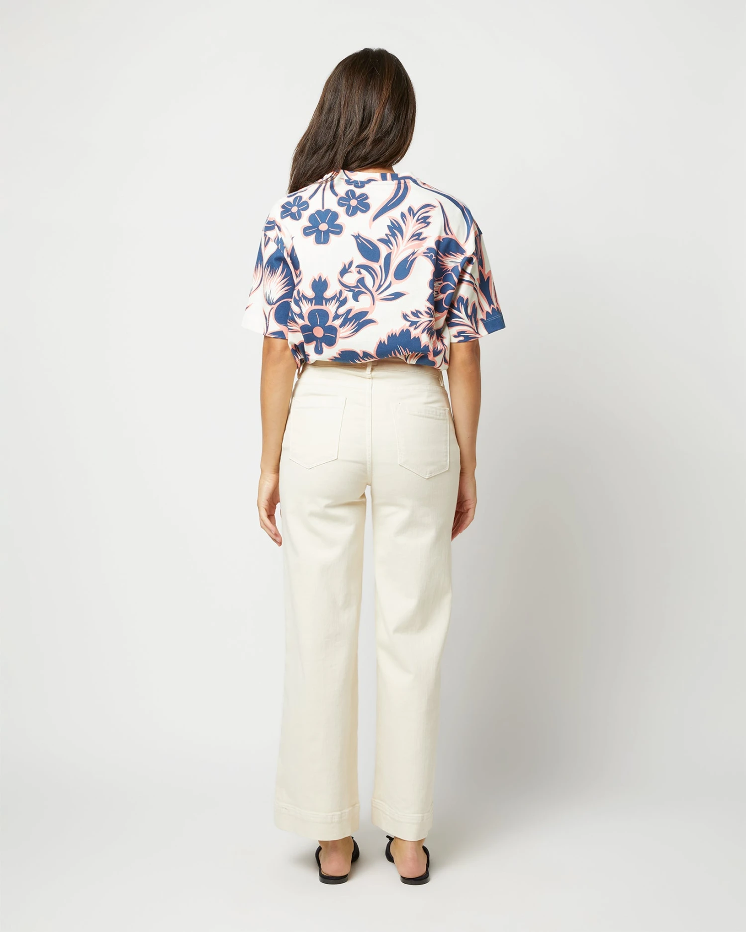 House T-Shirt In Va-Va Jersey 9 House T-Shirt In Va-Va Jersey - Image 7